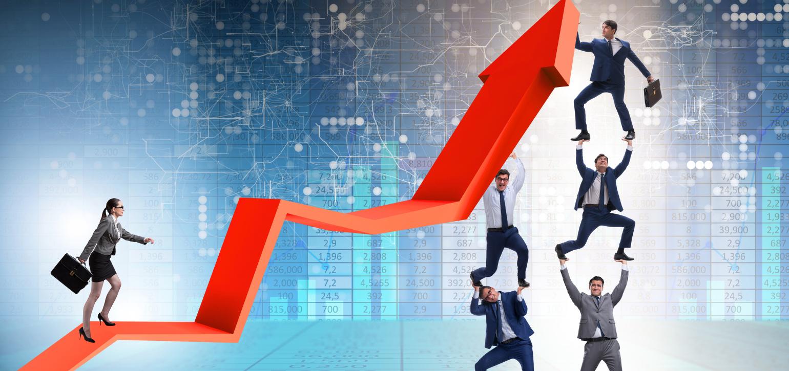 arrow graphic with people